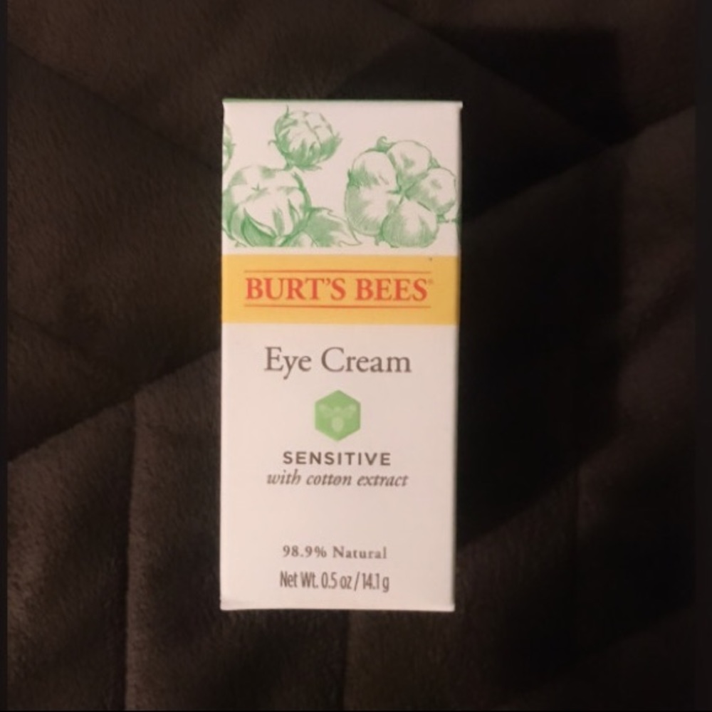 BNIB Burts bees eye cream